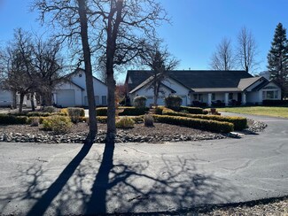 8183 Whispering Oaks Rd, Redding, CA 96002