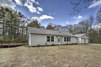 1261 Brunswick Ave, Gardiner, ME 04345