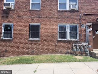 935 48th Place NE, Washington, DC 20019