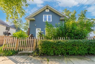 309 May St, Waukegan, IL 60085