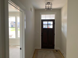 7585 Brook Villa Place Unit 16, Allendale, MI 49401