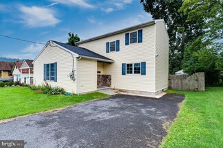 16 Heidelberg Ave, Reading, PA 19606