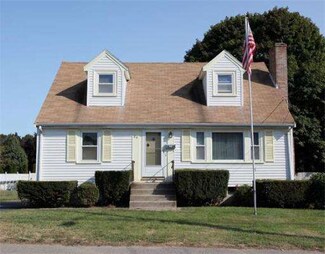 84 Willow St, Waltham, MA 02453