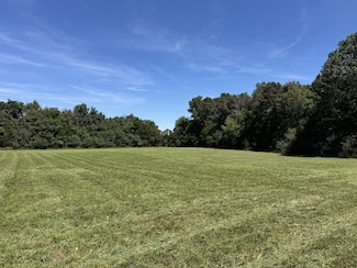 1138 Coleman Rd, Murfreesboro, TN 37127