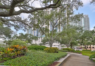 1 Beach Dr SE Unit 811, Saint Petersburg, FL 33701