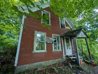 20 Bennett St, Bridgton, ME 04009