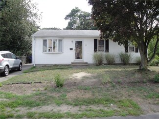 281 Chestnut St, Warwick, RI 02888