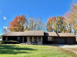 801 Linder Blvd, Greenville, IL 62246