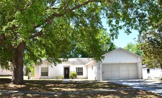 12312 Woodglen Cir, Clermont, FL 34711