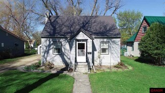 520 3rd Ave SE Unit 520 SE Third Ave, Wells, MN 56097