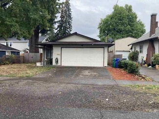 8506 NE Hassalo St, Portland, OR 97220