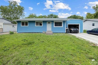 2007 Strong Ave, Manhattan, KS 66502