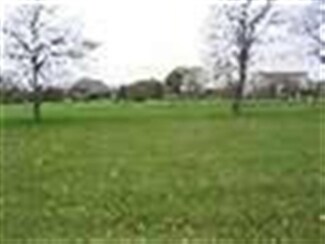 16 Eagle Dr, Jackson, MI 49201