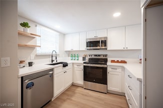 3823 S Maryland Pkwy Unit L6, Las Vegas, NV 89119