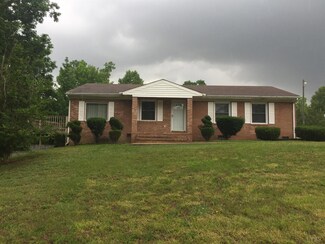 21076 Kings Hwy, Saxe, VA 23967