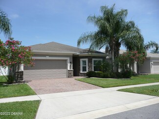 3832 Bourbon St, Port Orange, FL 32129