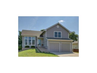 10207 N Central St, Kansas City, MO 64155