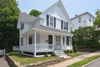 10 Hourihan St, Peabody, MA 01960