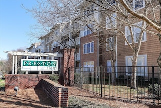 1000 E Woodlawn Rd Unit 110, Charlotte, NC 28209