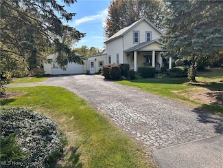 8772 Lake Shore Blvd, Mentor, OH 44060