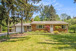 2318 Newport Rd, Ann Arbor, MI 48103