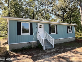 61 Regina Dr, Macon, GA 31217