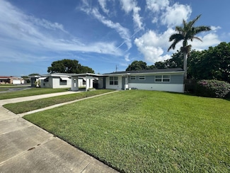 7571 Eaton St, Hollywood, FL 33024
