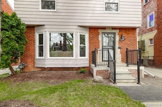 8044 E Morrow Cir, Detroit, MI 48204