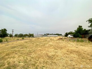 1212 W Moore St, Walla Walla, WA 99362