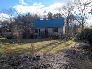 123 Warren St, Laconia, NH 03246
