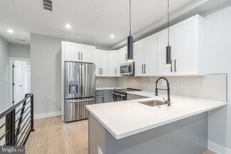 2022 N 3rd St, Philadelphia, PA 19122