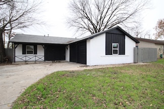 5008 Queen Ann Dr, Forest Hill, TX 76119