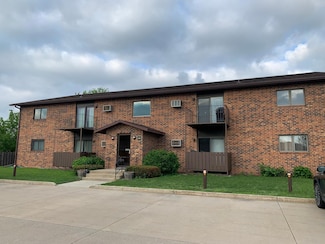 2419 25 1 2 Ave S Unit 205, Fargo, ND 58103