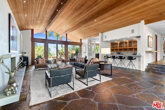 4305 Clear Valley Dr, Encino, CA 91436