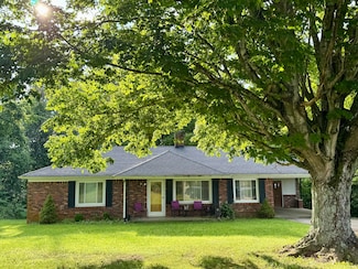 2492 Willailla Rd, Brodhead, KY 40409