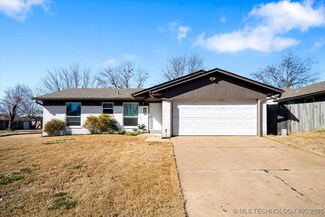 428 S Hickory Ave, Broken Arrow, OK 74012