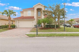 1966 Fairmont Ln, Naples, FL 34120