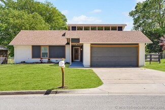 6517 S 29th Place W, Tulsa, OK 74132