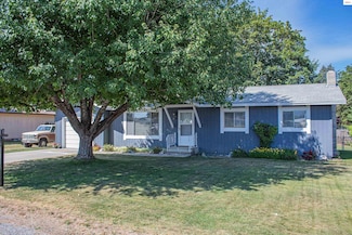 346 Gregory St, Priest River, ID 83856