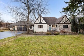 89 Kirk Dr, Rochester, NY 14610