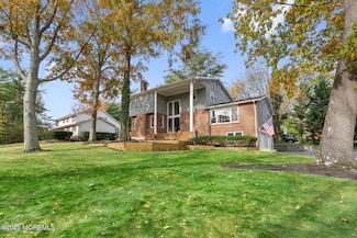 349 River Rd, Fair Haven, NJ 07704