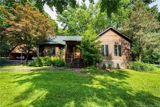 2755 Ashley Morgan Dr, New Albany, IN 47150