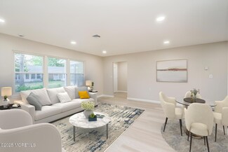 326 Coventry Ct Unit B, Lakewood, NJ 08701