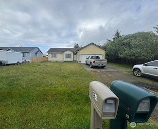 368 Snahapish Ave SE, Ocean Shores, WA 98569