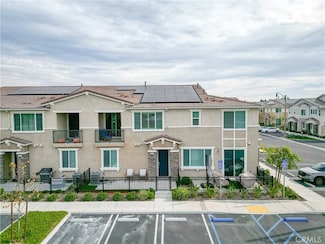 16540 Wyndham Ln Unit 10, Fontana, CA 92336