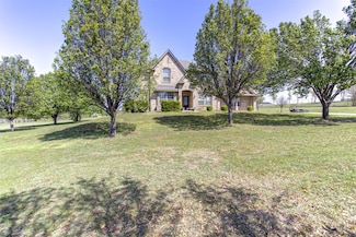 6017 White Settlement Rd, Weatherford, TX 76087