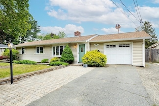 15 Trask Rd, Peabody, MA 01960