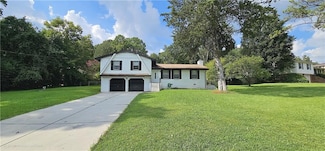 2611 Kings Cir, Lawrenceville, GA 30044