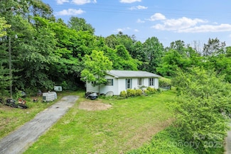 92 Flynn Branch Rd, Asheville, NC 28804