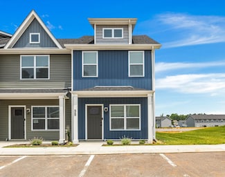 315 Front Ridge Cir, Clarksville, TN 37040
